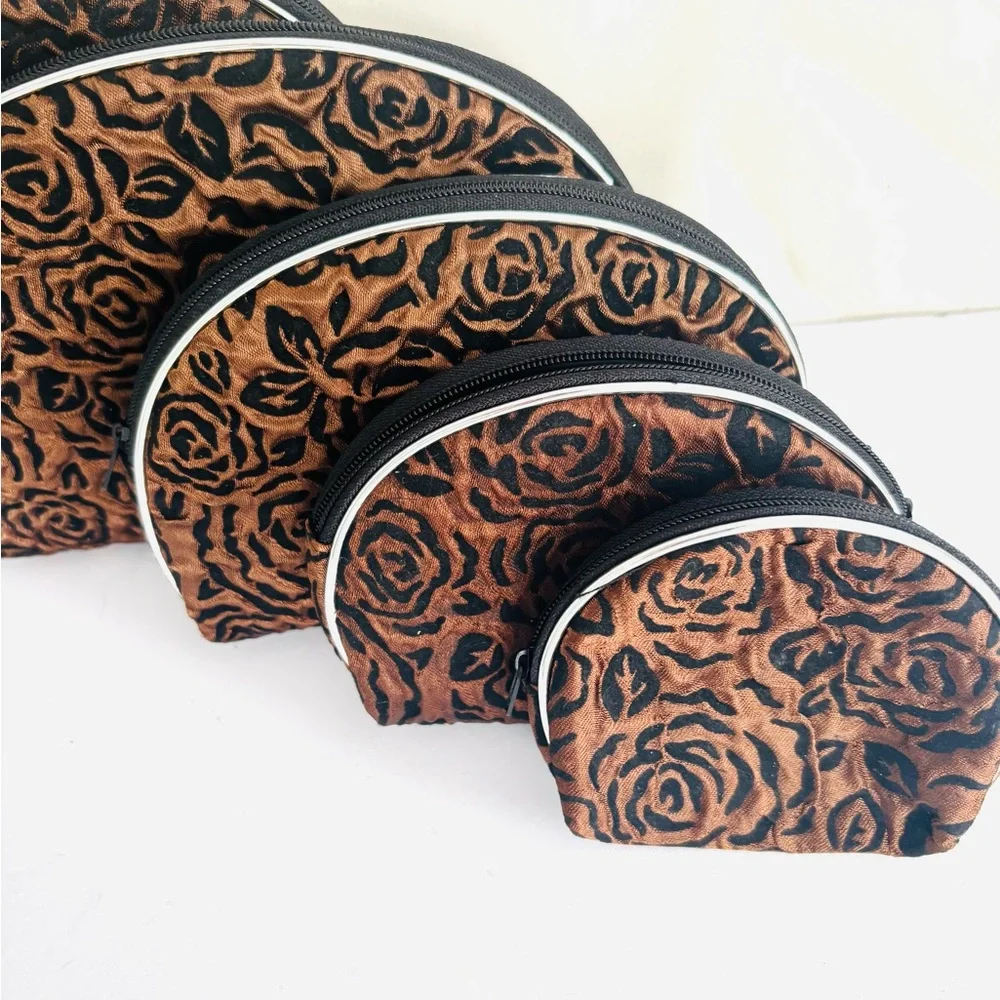 N/A set brown
